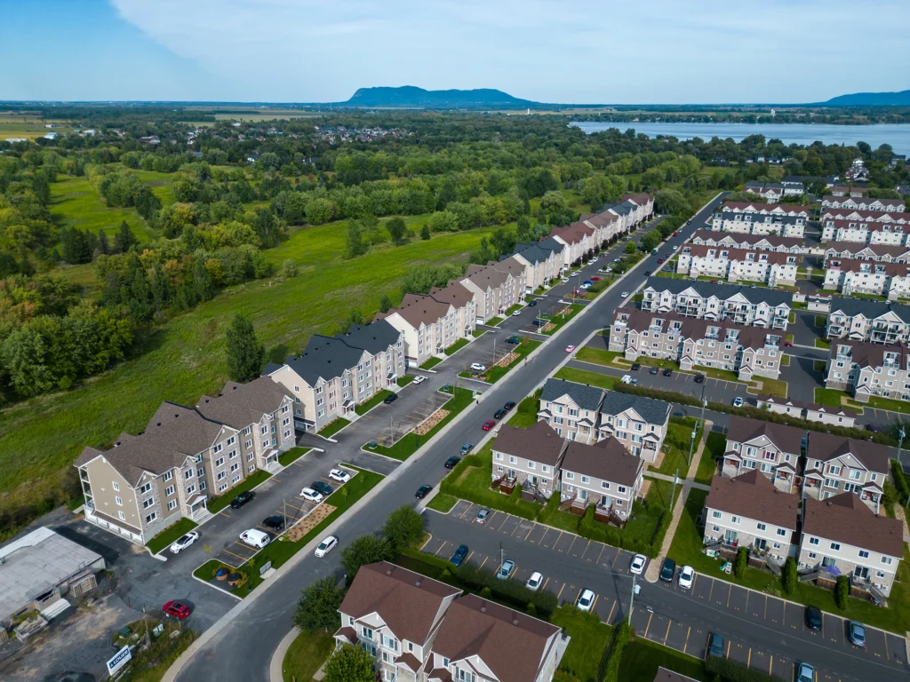 Rue Joseph Bresse, Chambly, QC, Canada — photo 1